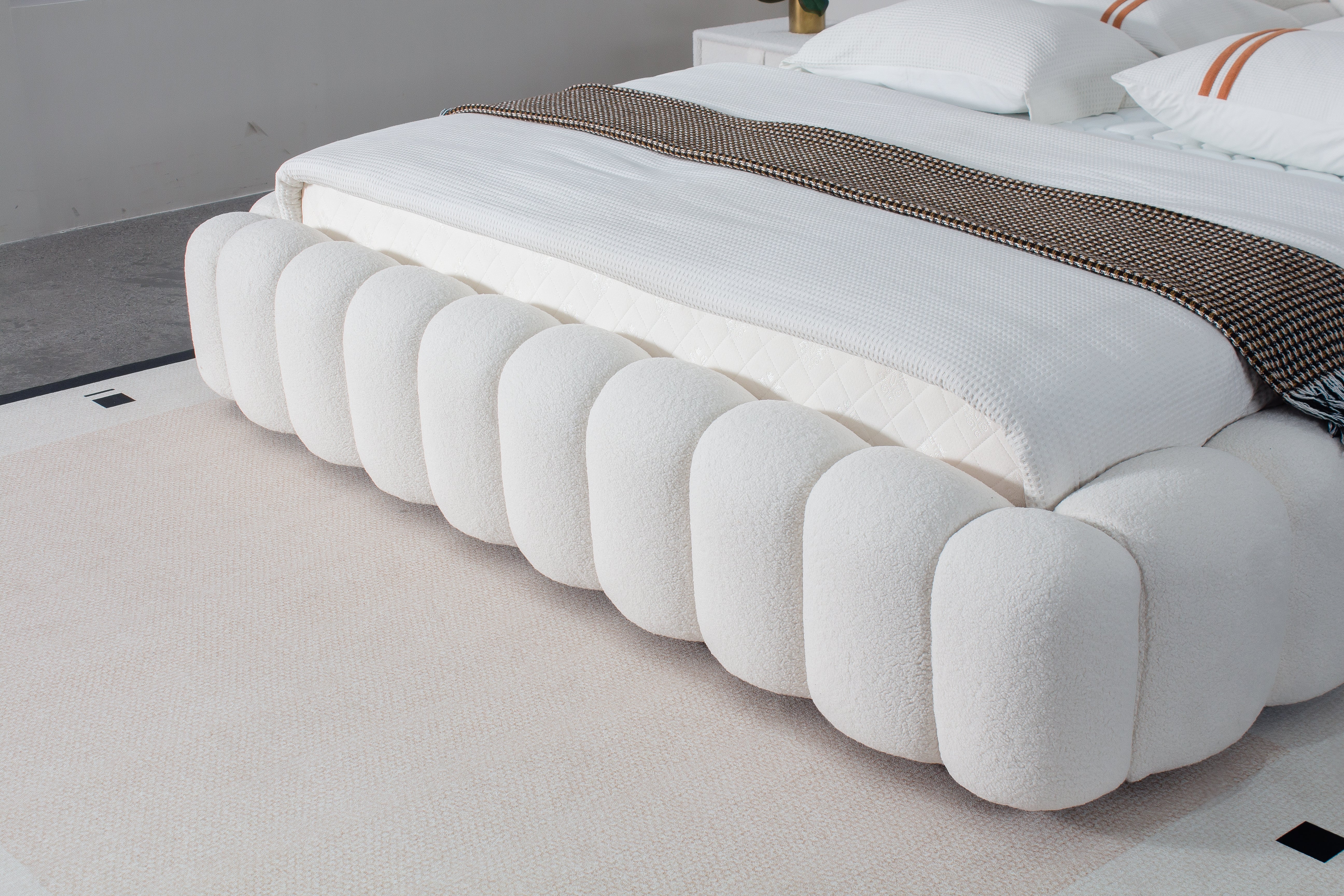 Bubble Tufted Lamb Wool Platform Bed – Queen & King Size
